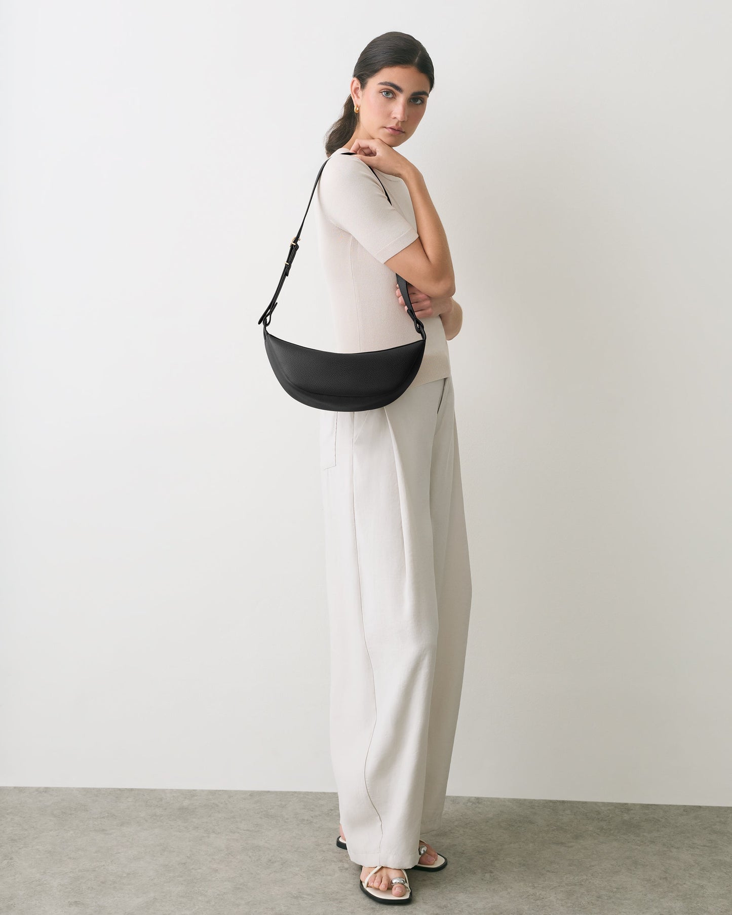 Paloma Sling Bag