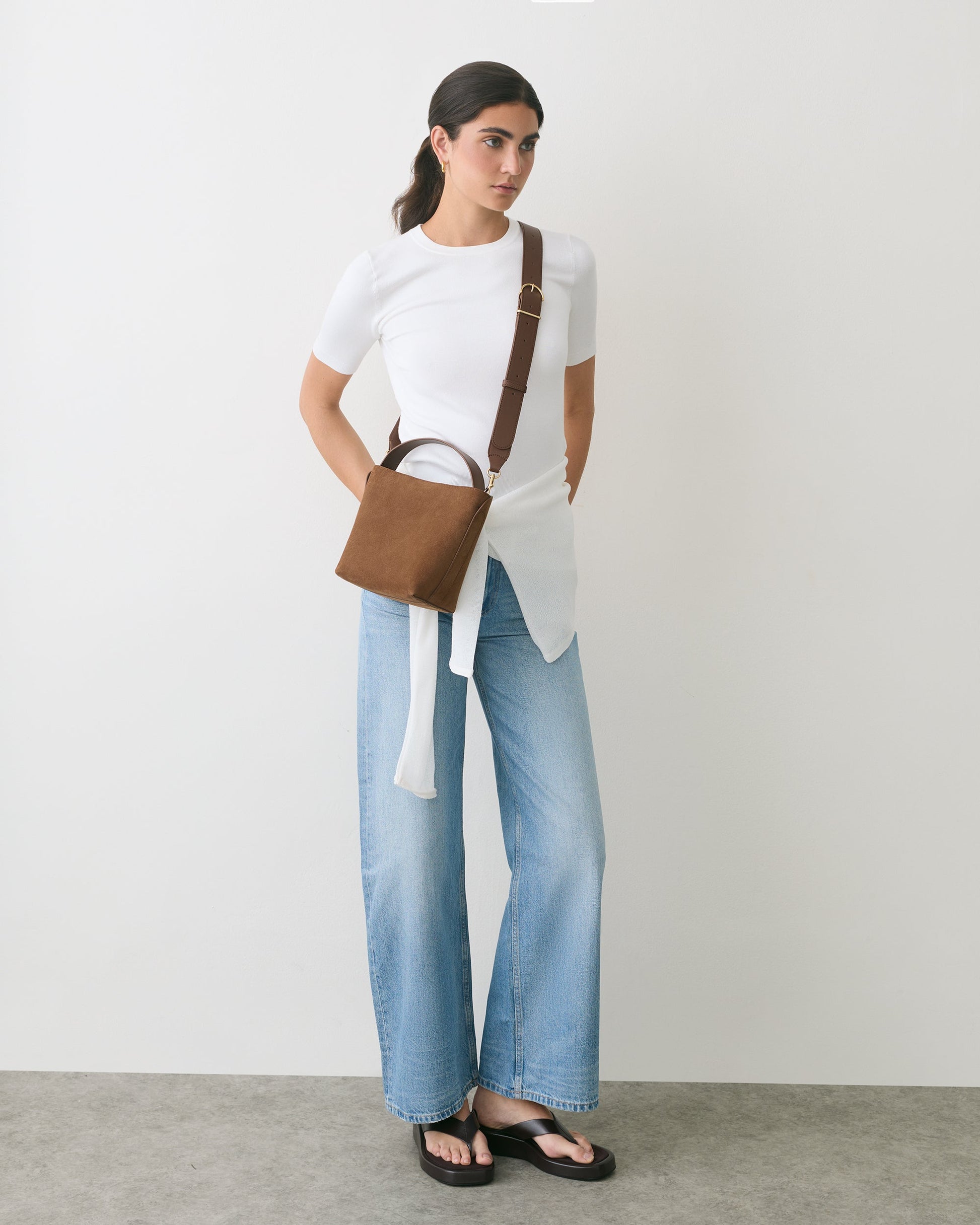 Mini Linea Bucket Bag