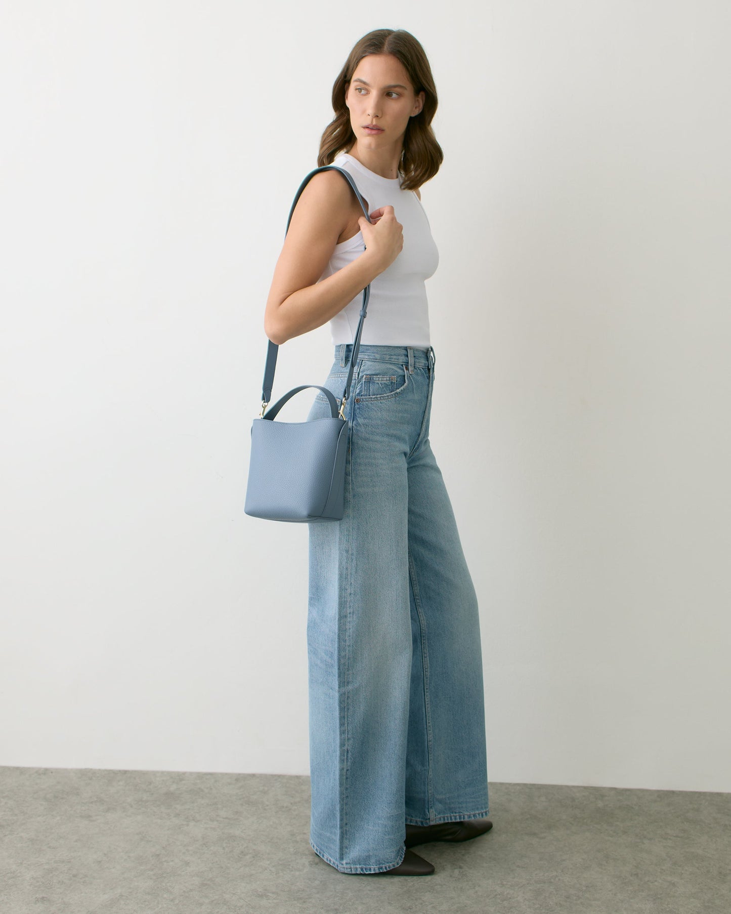 Mini Linea Bucket Bag