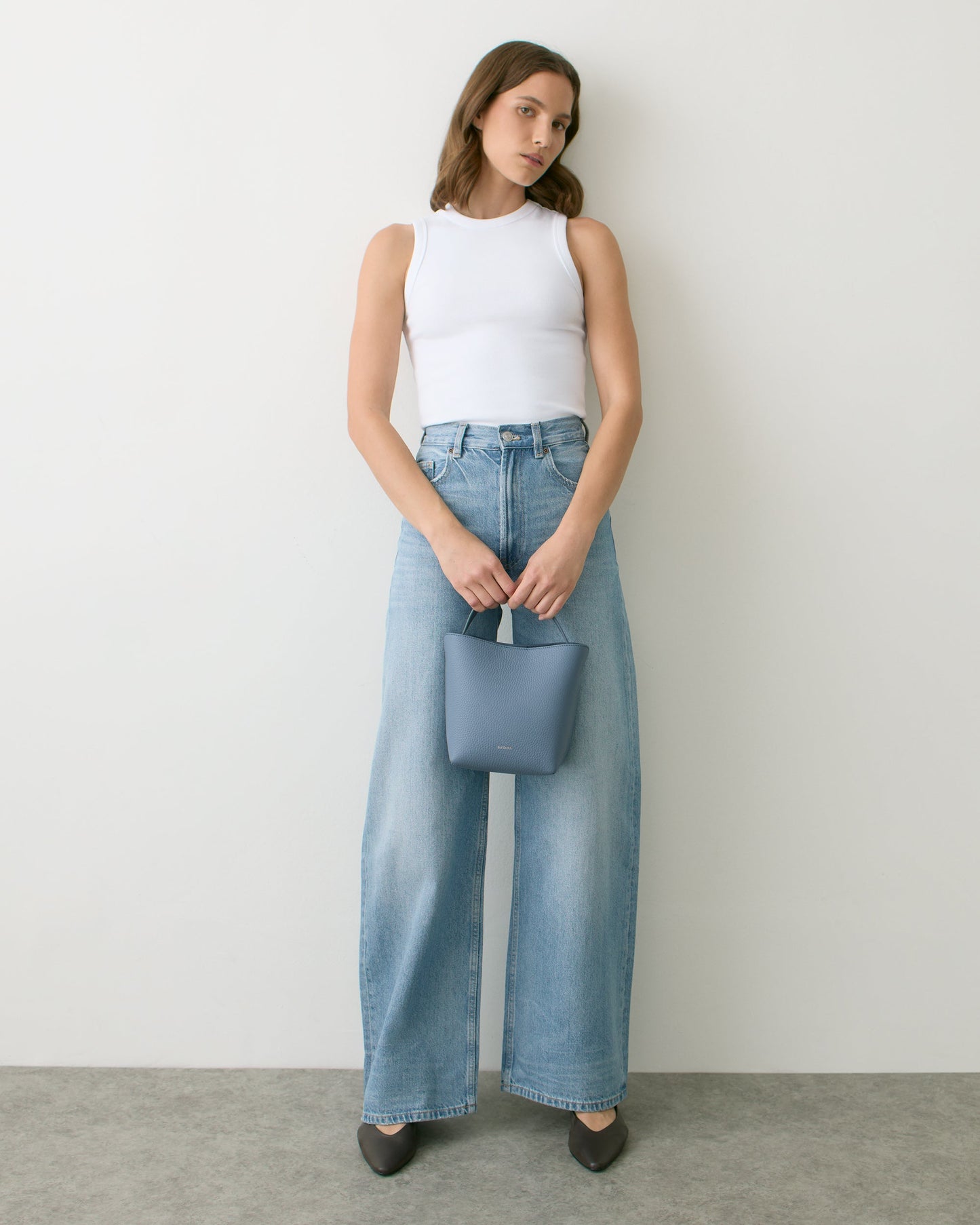 Mini Linea Bucket Bag