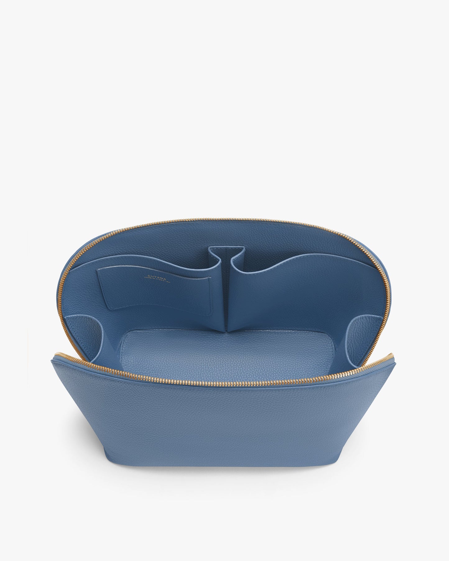 Voyager Travel Case