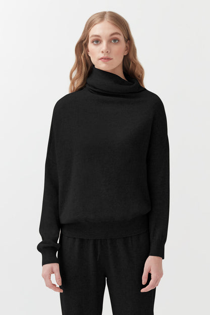 Single-Origin Cashmere Turtleneck Sweater