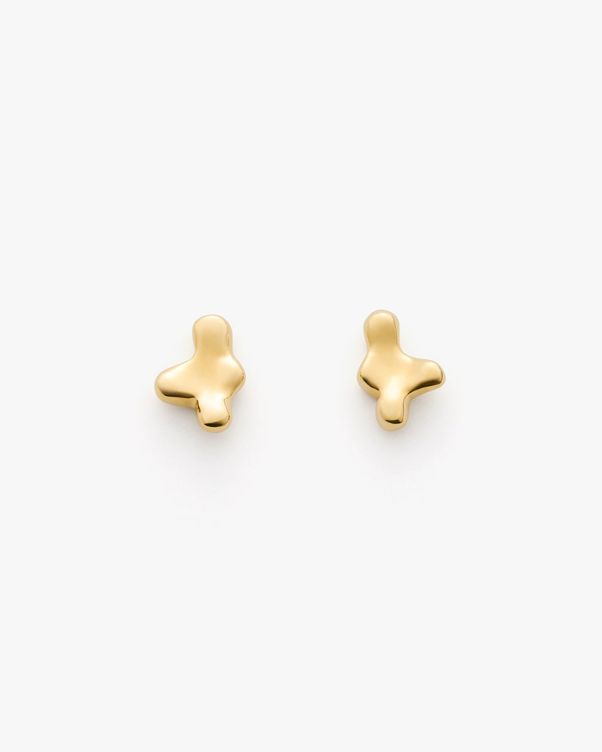 Nube Stud Earrings