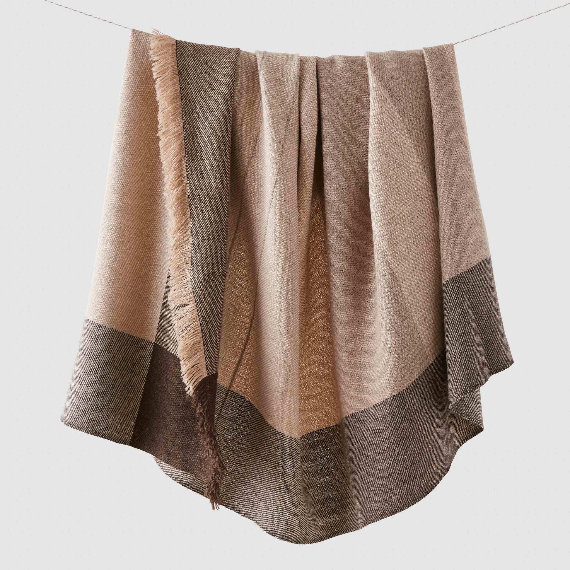Palabra Alpaca Throw