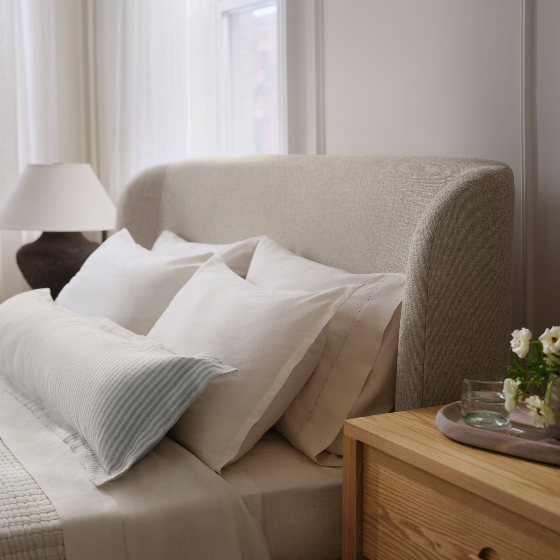 Seema Lumbar Pillow