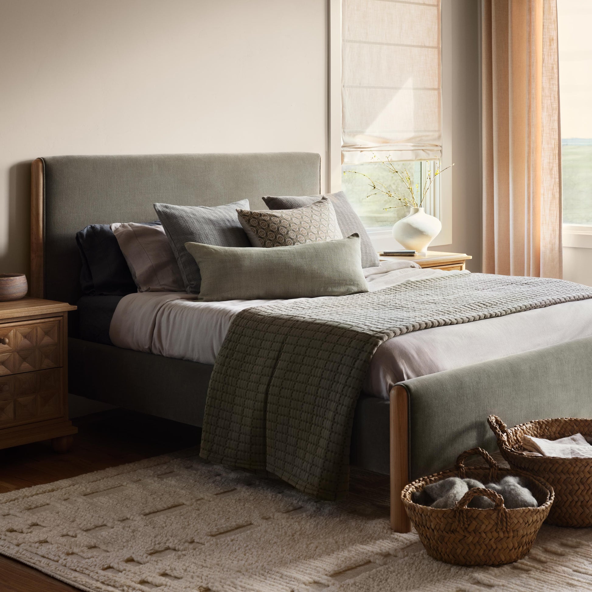 Prisha Linen Lumbar Pillow