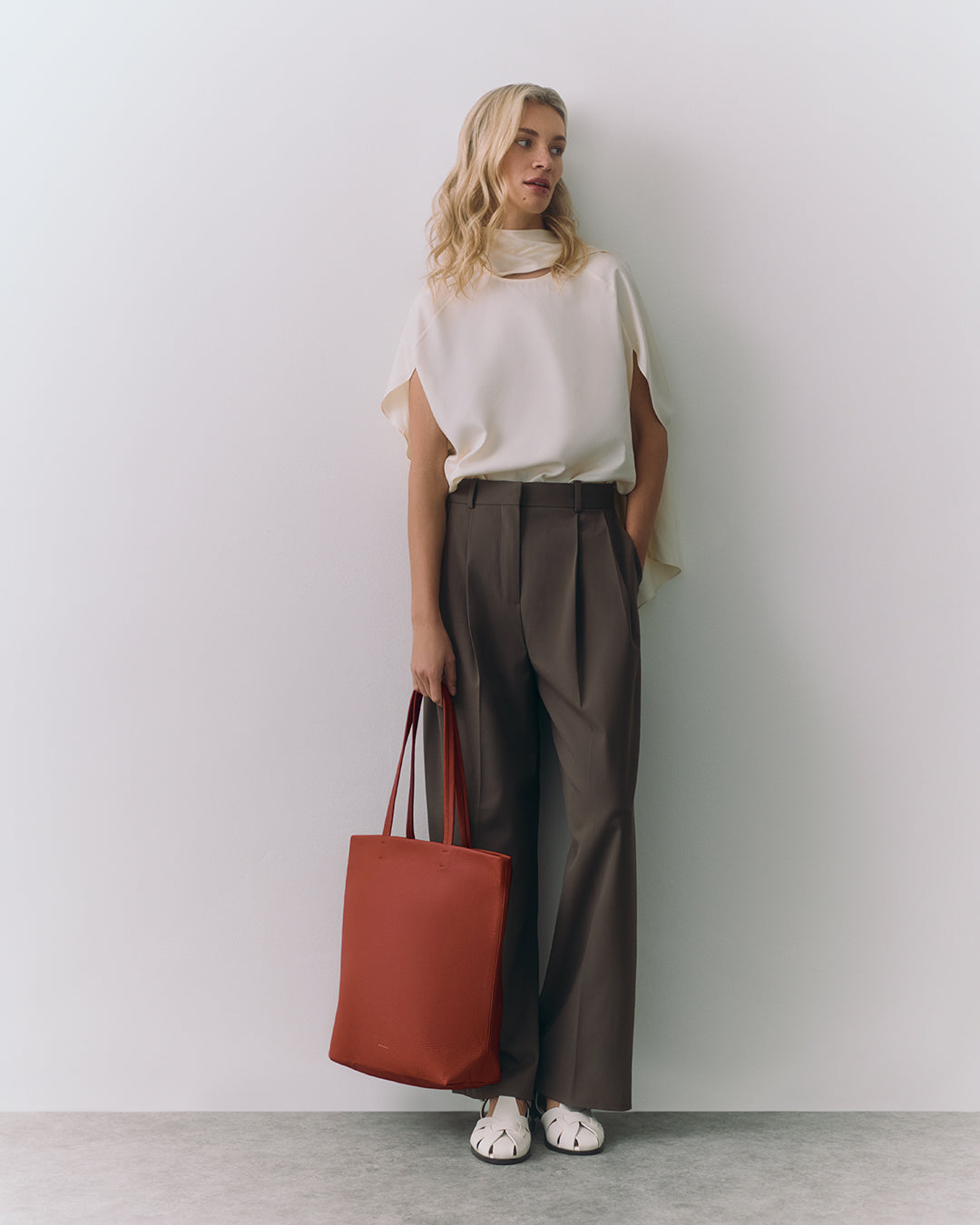 Tall Easy Tote (Previous Version)