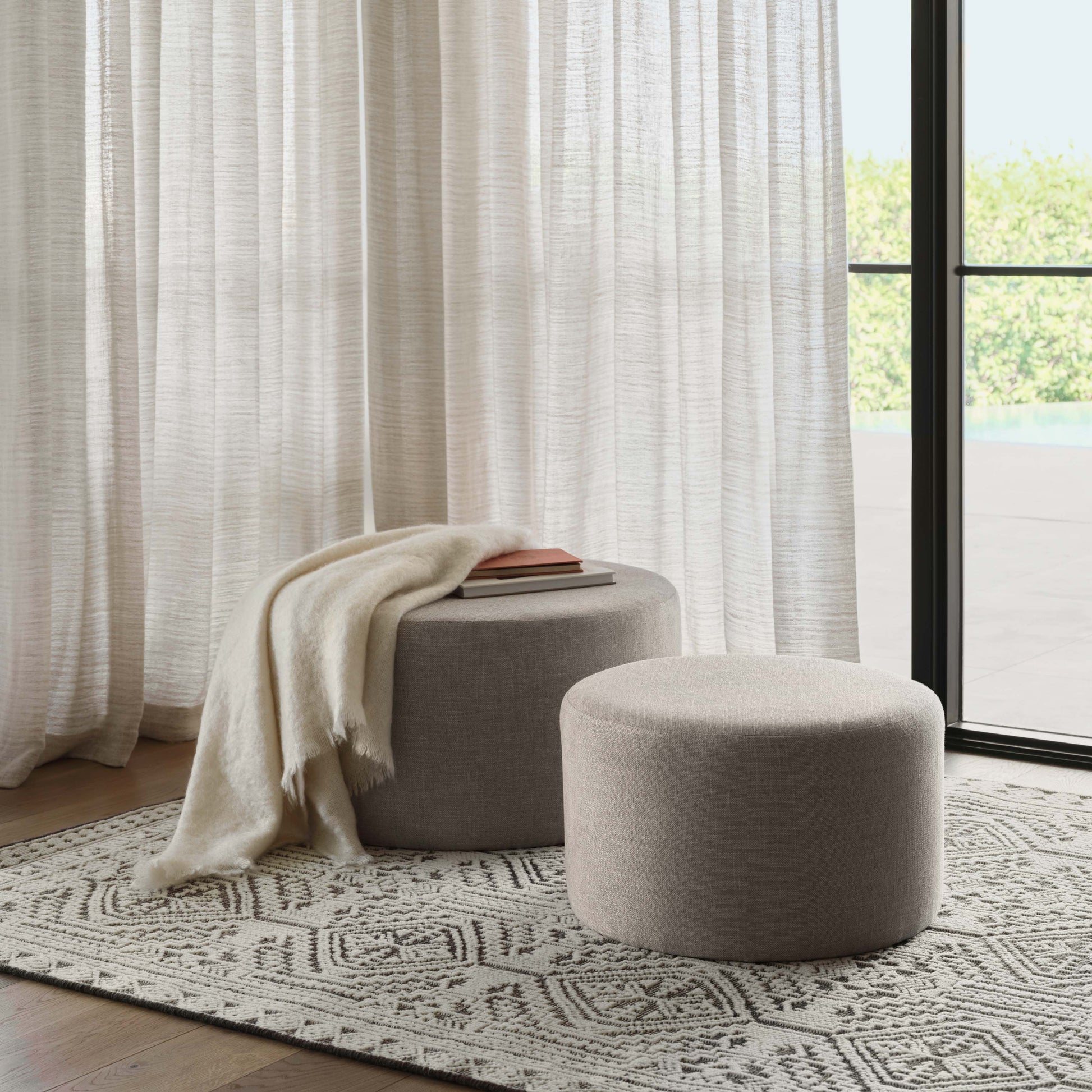 Sabita Wool Hand-Knotted Area Rug