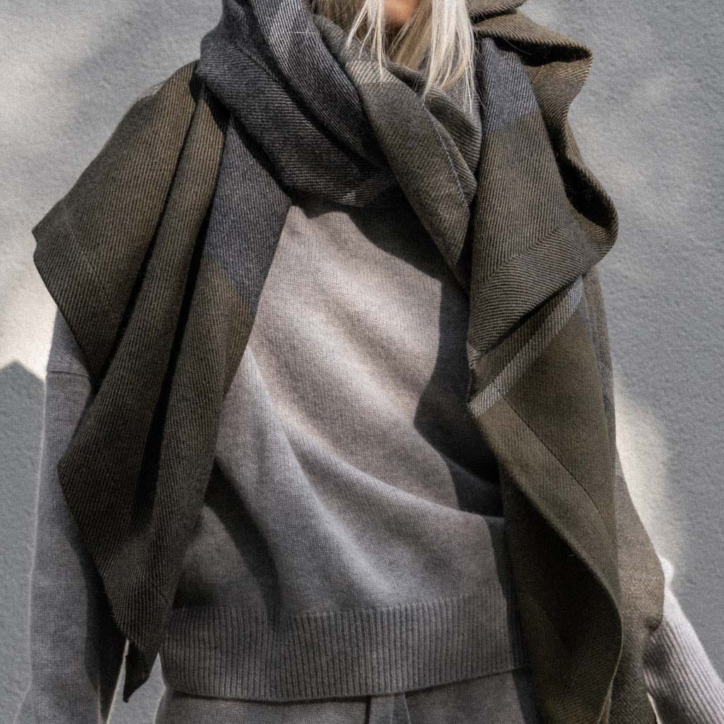 Selva Alpaca Throw
