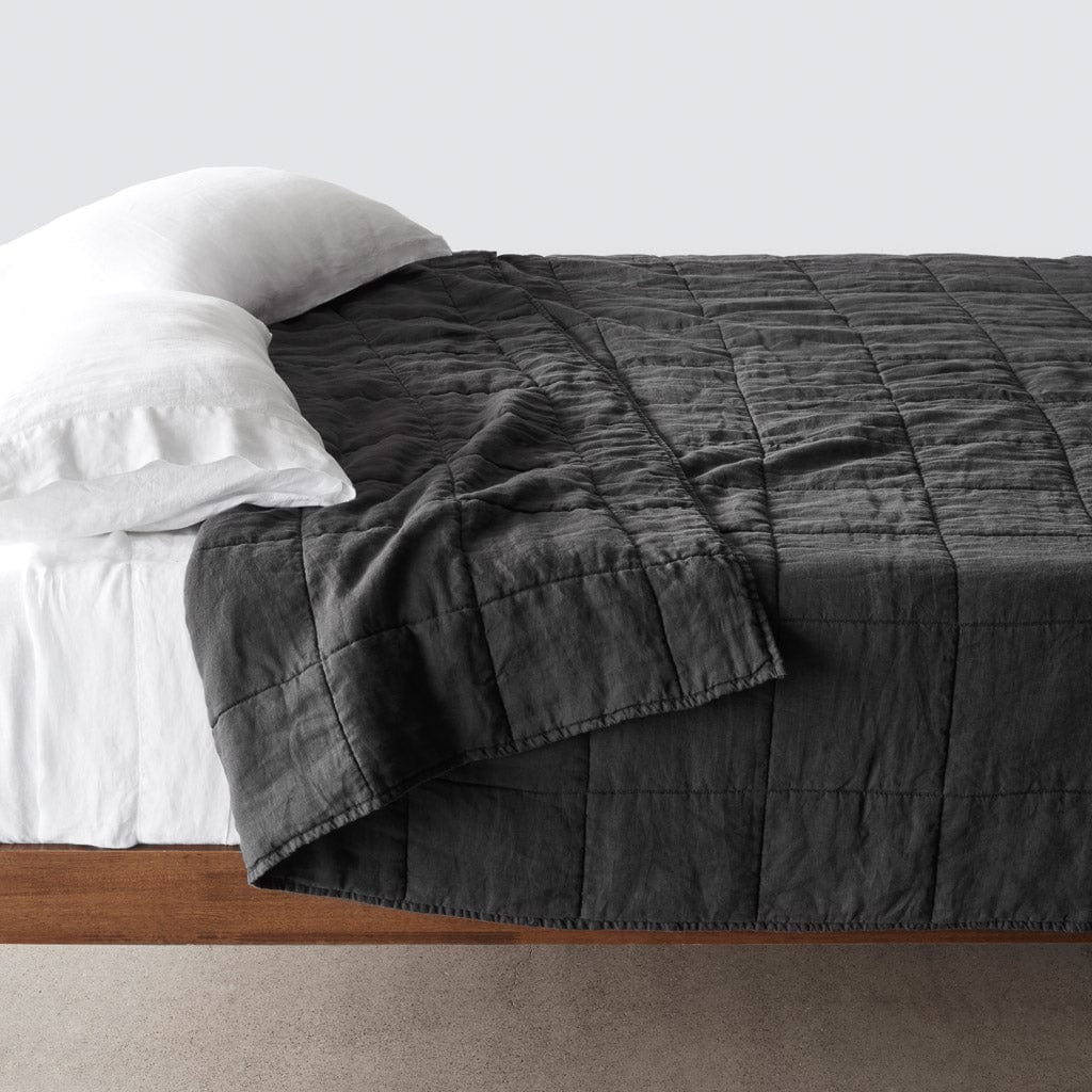 QA | Stonewashed Linen Quilt