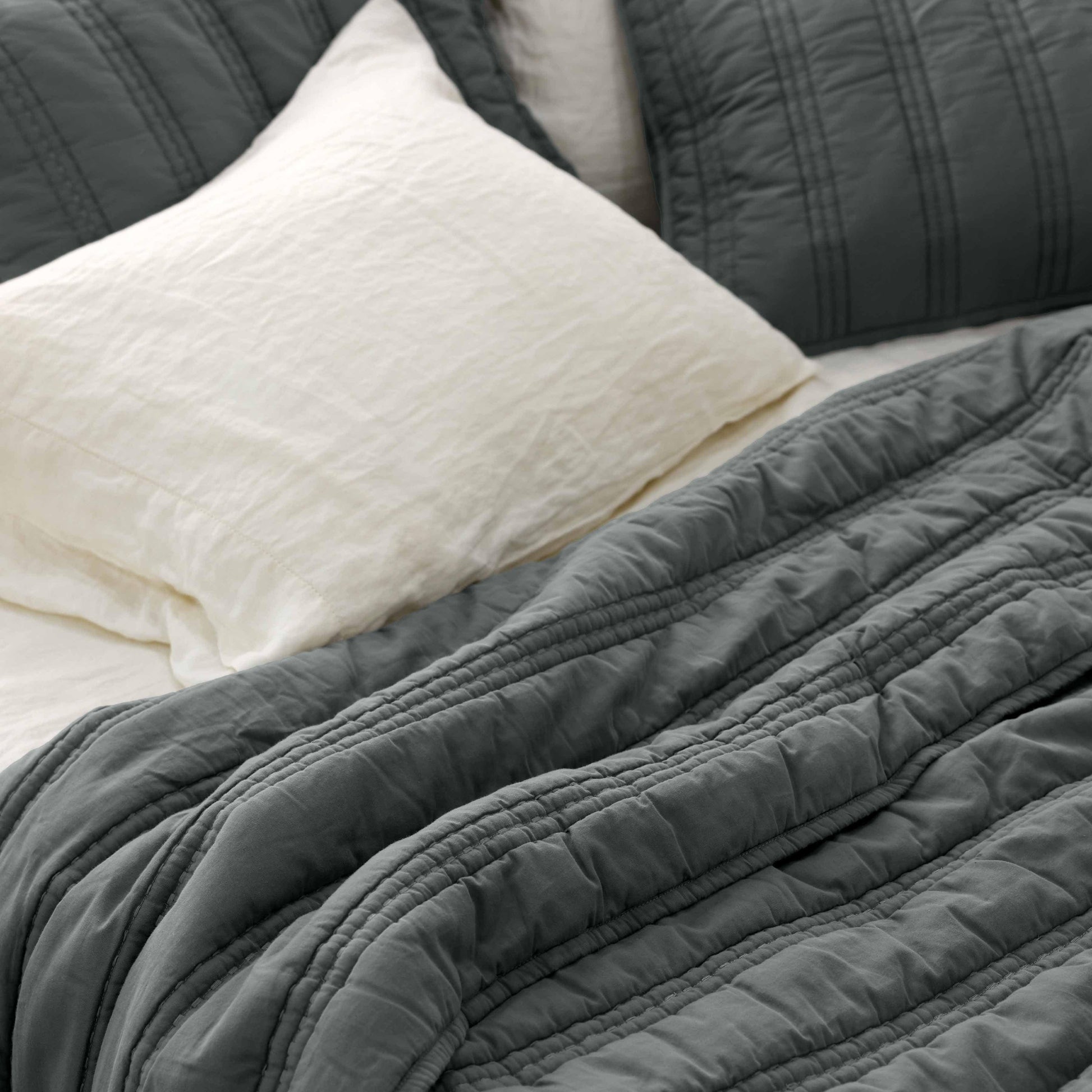 Organic Stonewashed Percale Channel Quilt