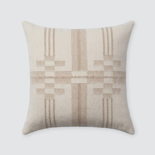 Vera Pillow