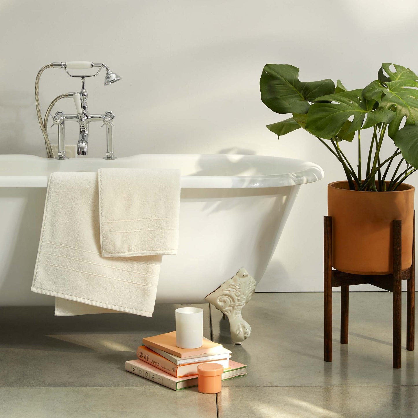Rewards Super-Plush Hand Towels Set of 2