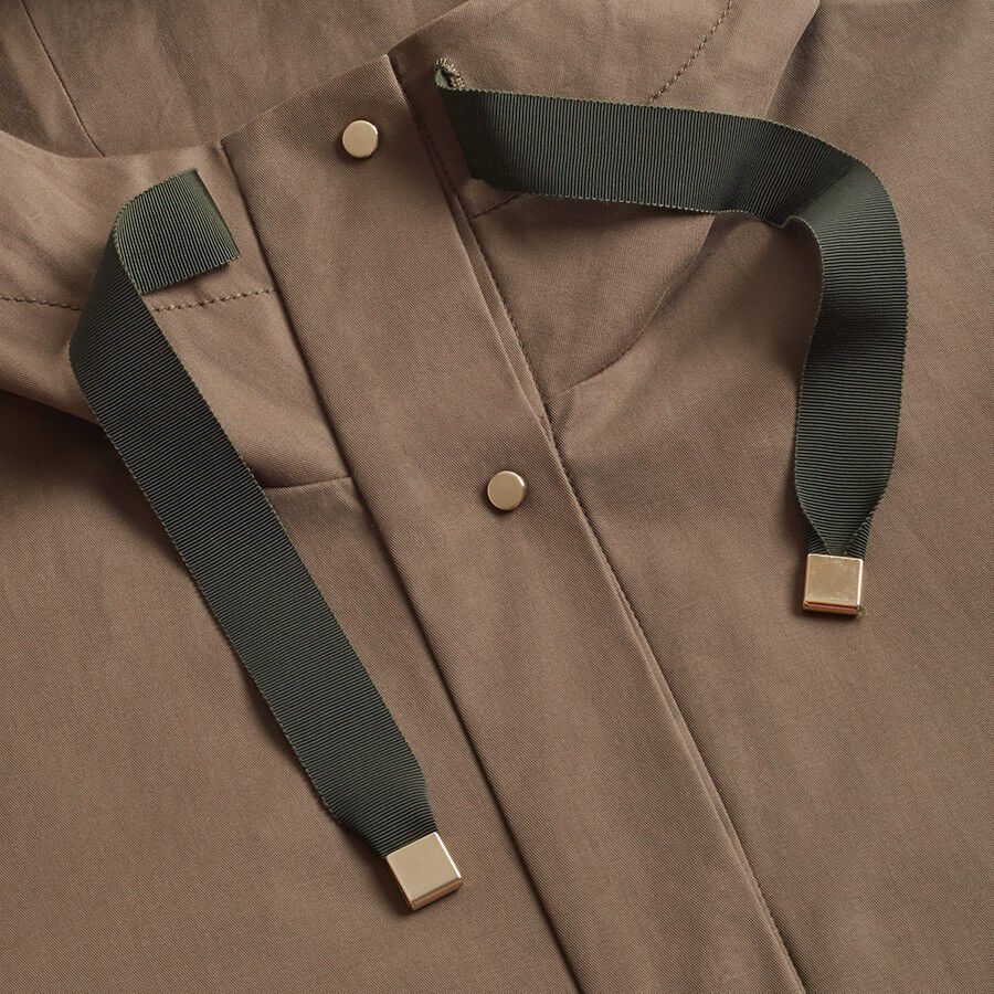 Pleat-Back Anorak